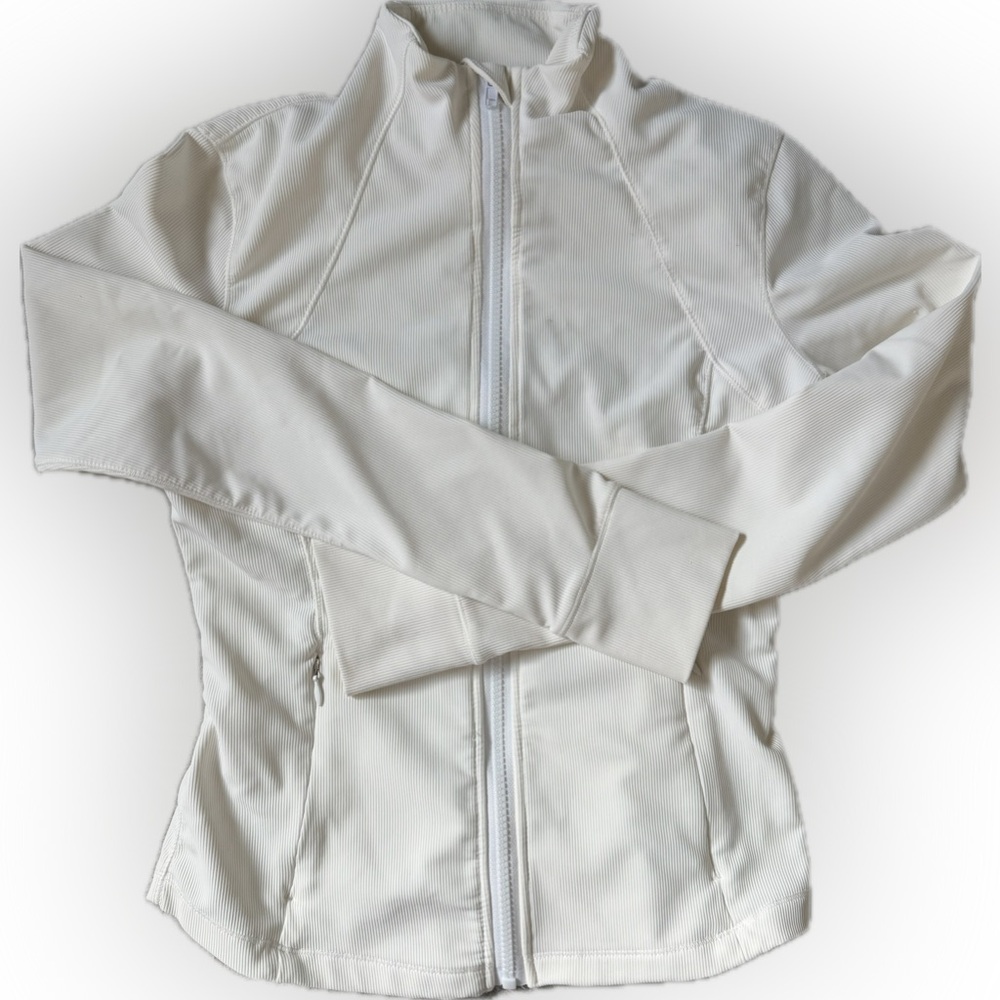 HALARA Cream Zip-Up Jacket